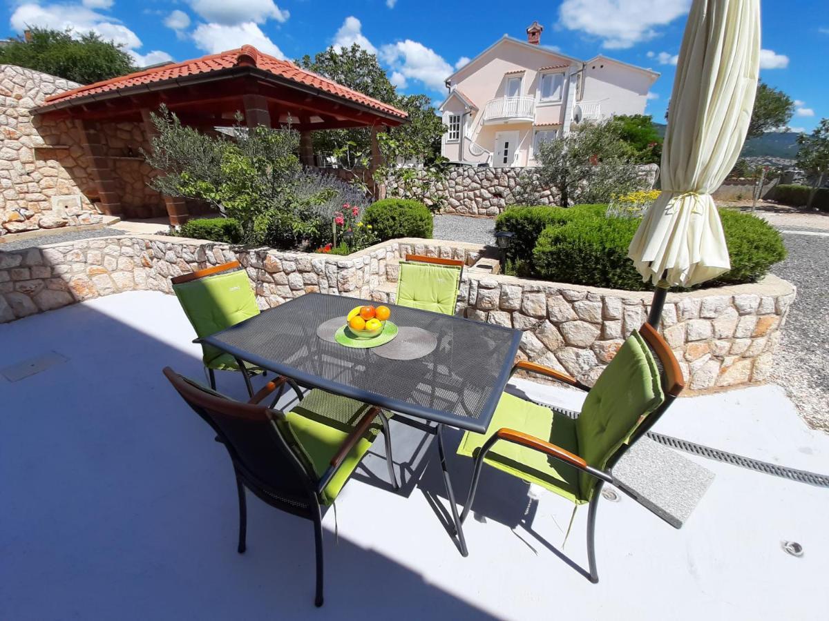 Apartments Pavelic Novi Vinodolski Eksteriør bilde