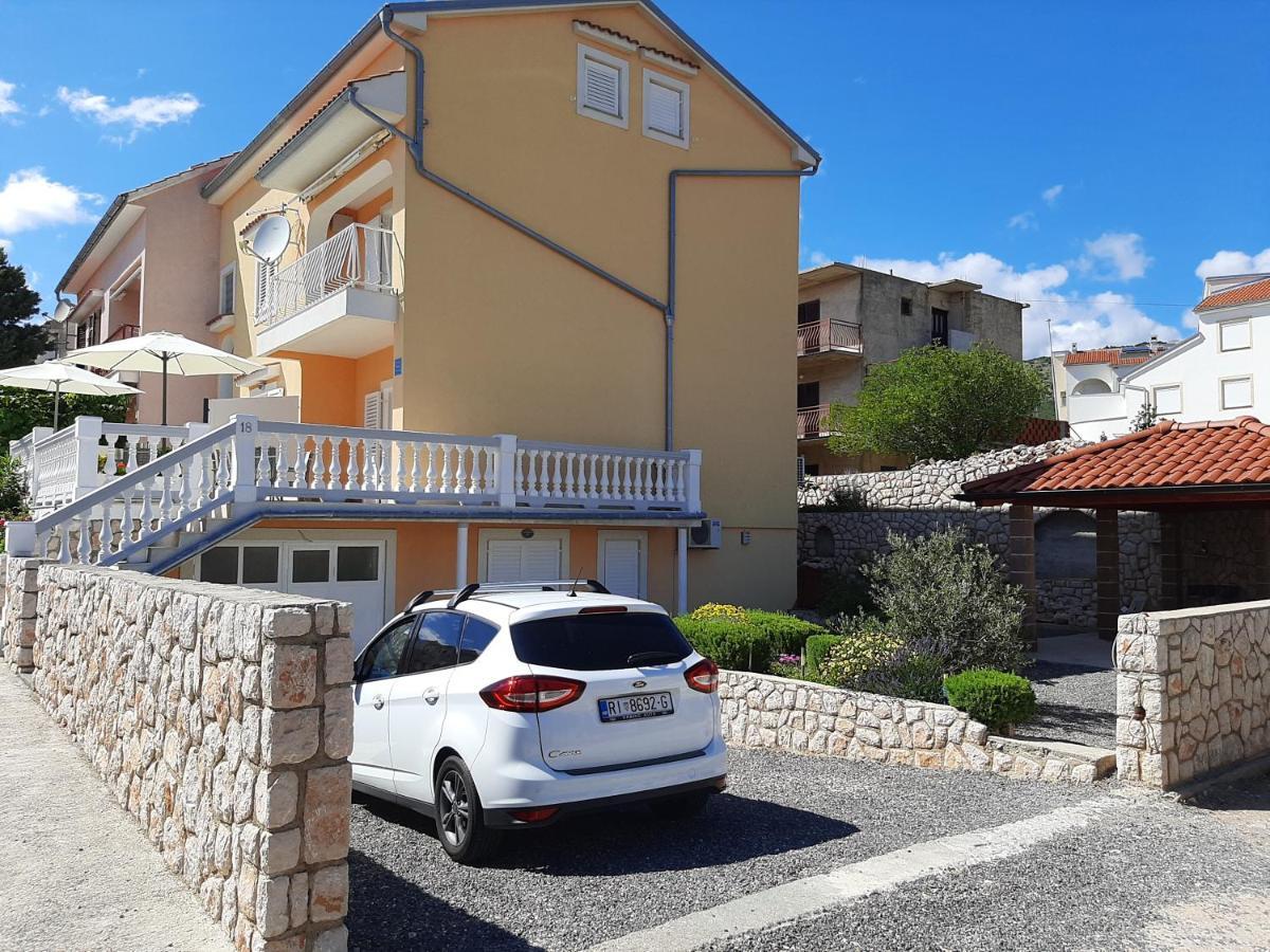 Apartments Pavelic Novi Vinodolski Eksteriør bilde